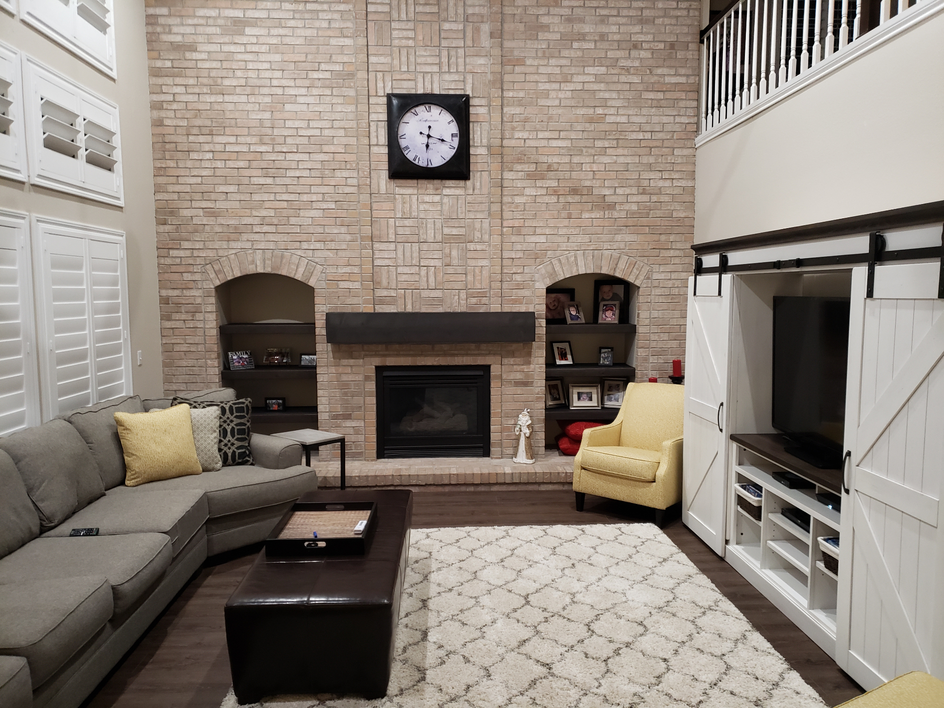 Built-ins & Entertainment